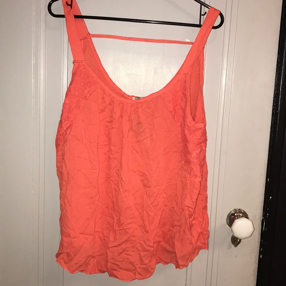 🔥NWT🔥 Bella D Cayenne Solid Gauze crochet Top 🔥